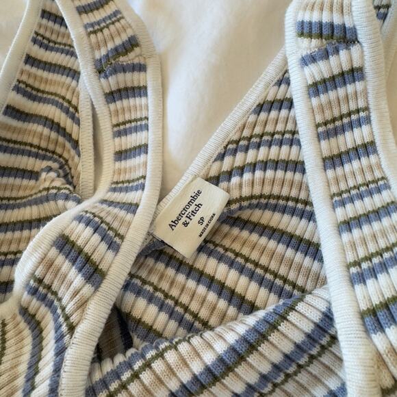 Abercrombie and Fitch White Stripe Reversible Twist Back Dress Size SP - Picture 4 of 6